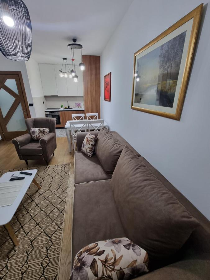 Fantastic New Centre Apartment Podgorica Luaran gambar