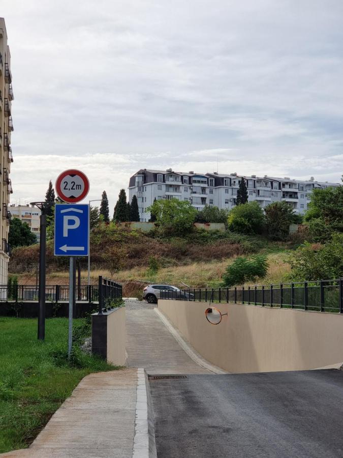 Fantastic New Centre Apartment Podgorica Luaran gambar