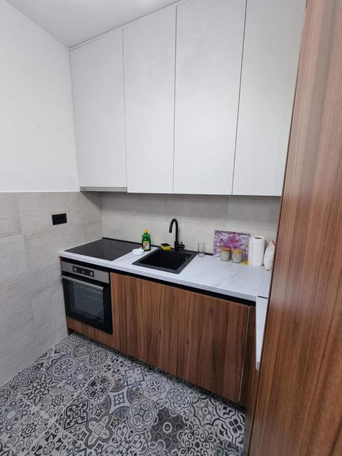 Fantastic New Centre Apartment Podgorica Luaran gambar