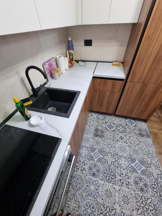 Fantastic New Centre Apartment Podgorica Luaran gambar