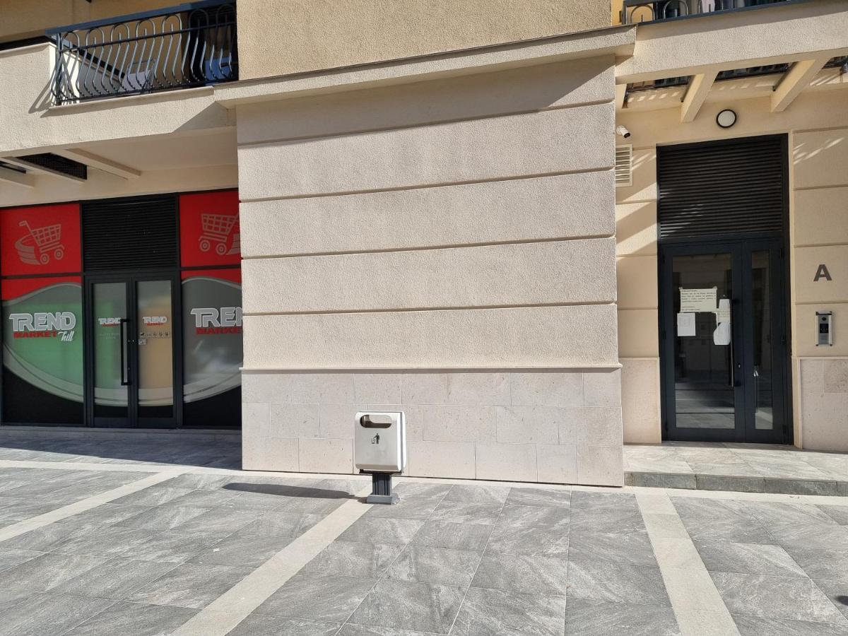 Fantastic New Centre Apartment Podgorica Luaran gambar